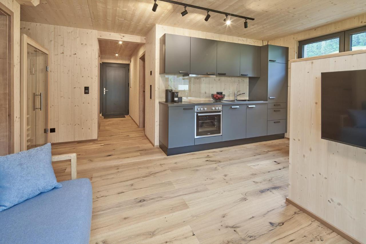 Black Forest Lodges - Gehobene Ferienwohnungen Mit Privatsaunas 툴페스 외부 사진